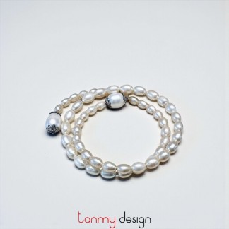 2-loop pearl bracelet with 2 pearl ends